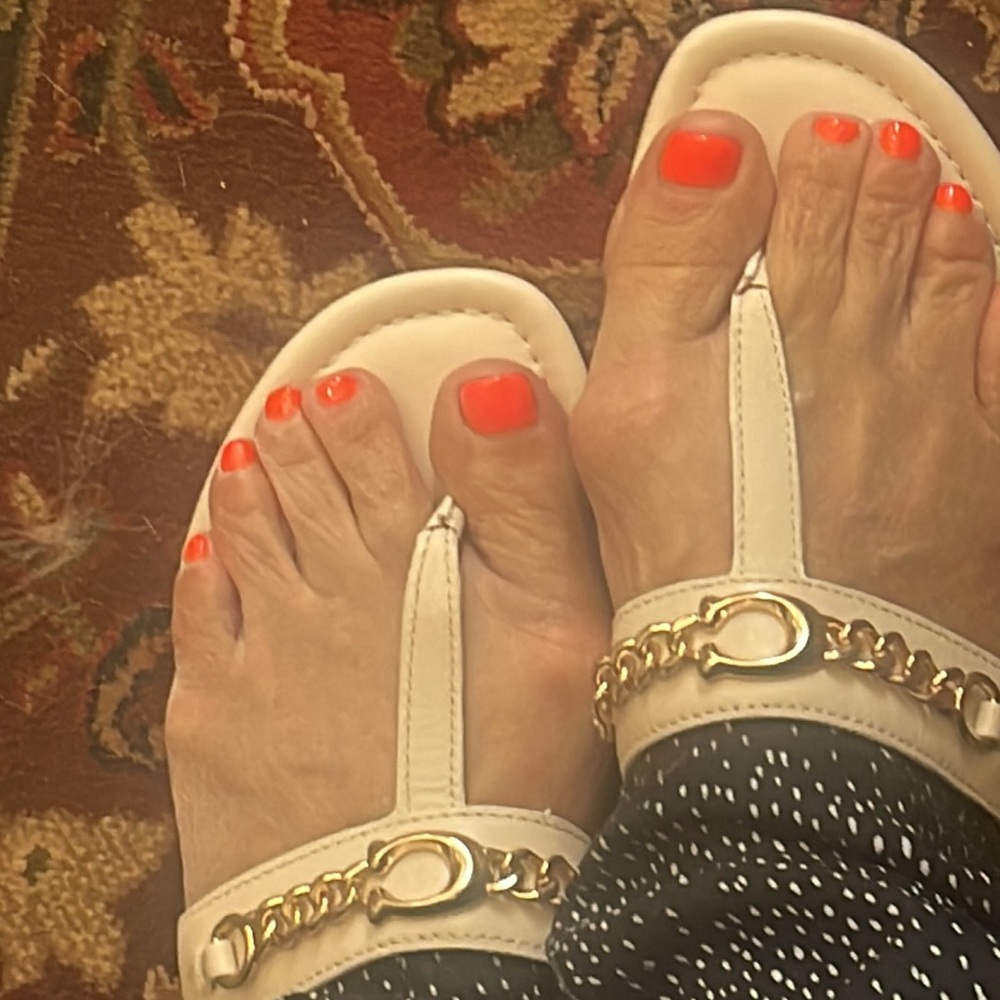 COACH THONG SHOE WITH CHAINED, C FRONT LETTER - Picture 3 of 6